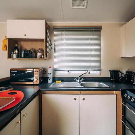 Vale Lodge - a Family-friendly, elegant&spacious motorhome Manston  Exterior foto
